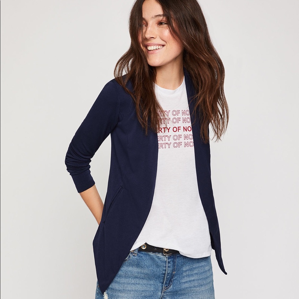 BCBG Generation Navy Welt Pocket Tuxedo Blazer